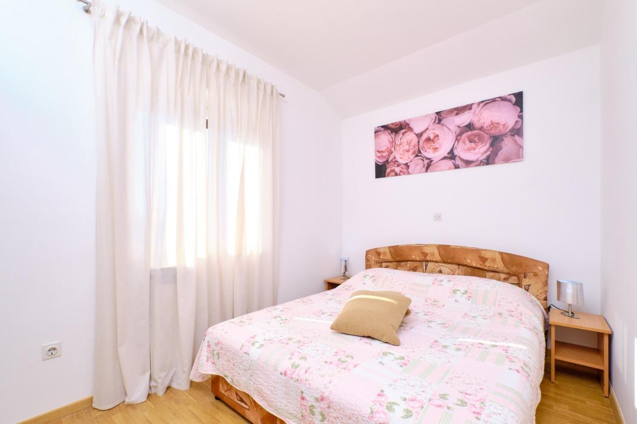 Apartments Vanda Mali Lošinj Zewnętrze zdjęcie