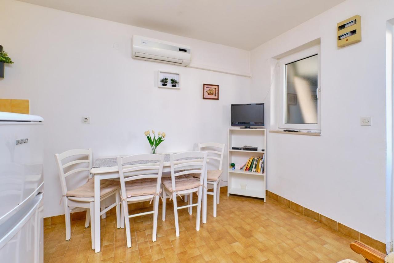 Apartments Vanda Mali Lošinj Zewnętrze zdjęcie